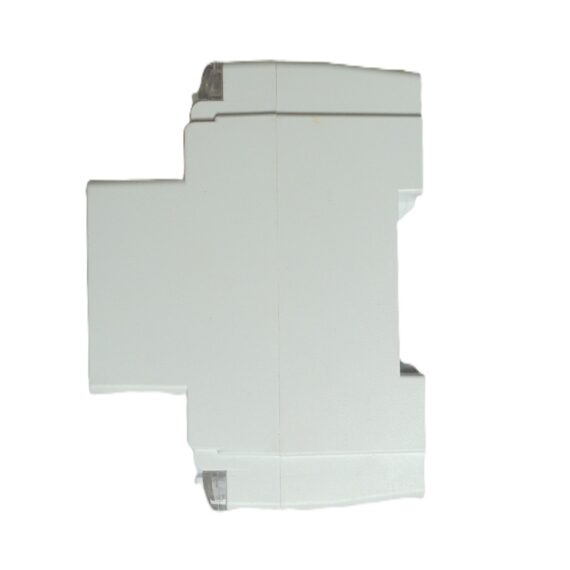 Tuya WiFi Automatic Reclosuring Protector Intelligent Circuit Breaker Single Phase Reclosing Switch Voltage Protective Device